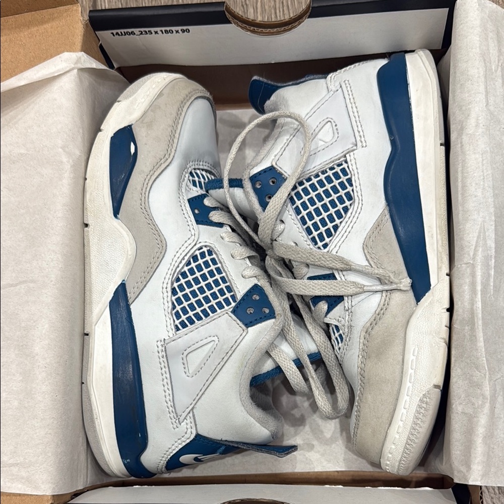 GUC Little Kids Jordan 4 Off White/ Military Blue Size 13C